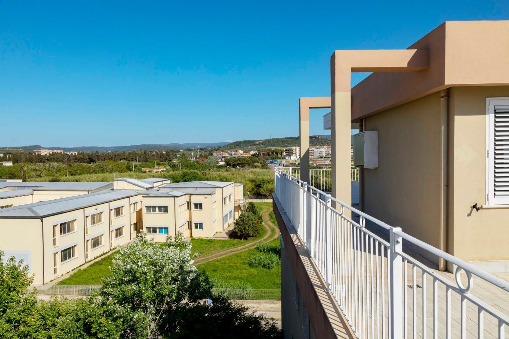 Apartment Lovealghero Stanze In Attico Vista Mare Alghero